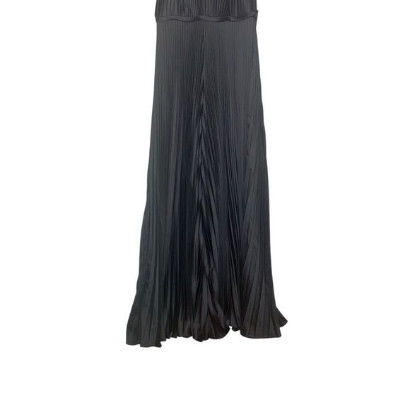 Mac Duggal Black Pleated Plunge Neck Wide Leg Jumpsuit 27457 | 4 - Picture 6 of 10